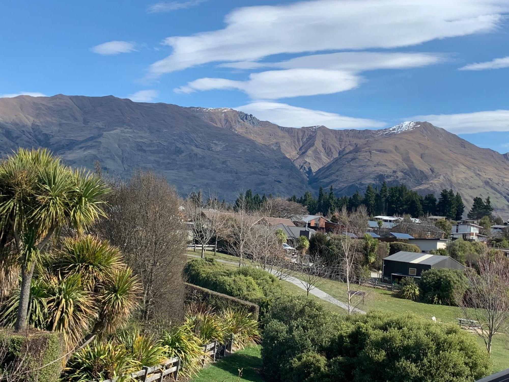 Parkside Loft Apartment Wanaka Exterior photo